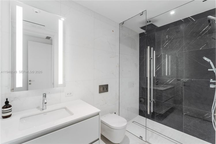 Aston Martin Residences #2102 image #55