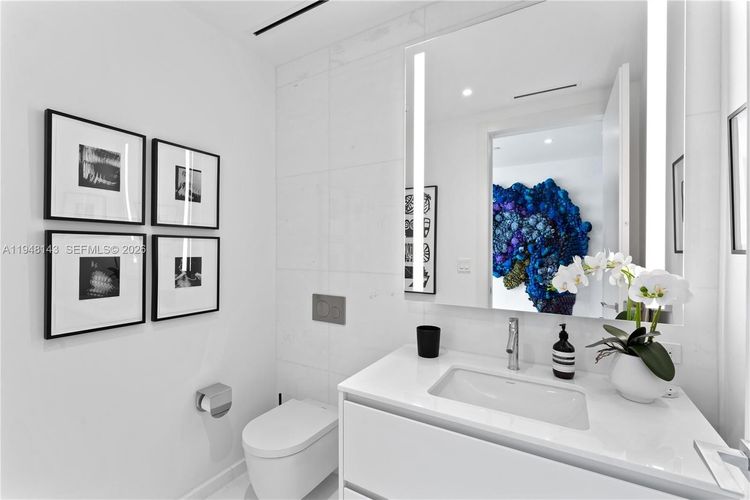 Aston Martin Residences #2102 image #6