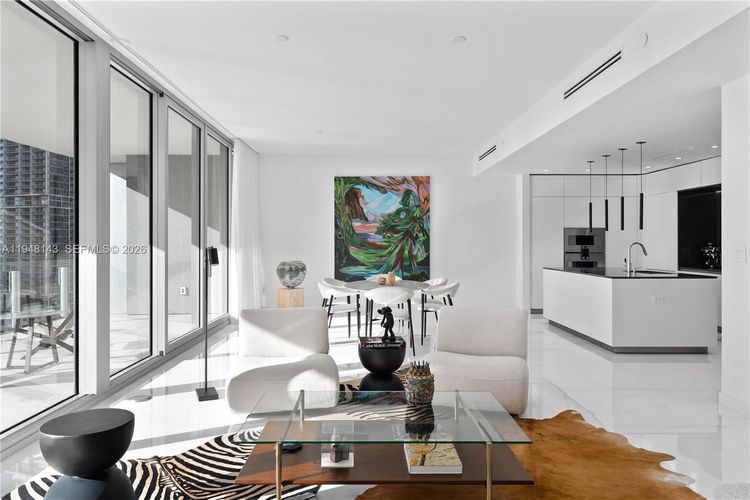 Aston Martin Residences #2102 image #9