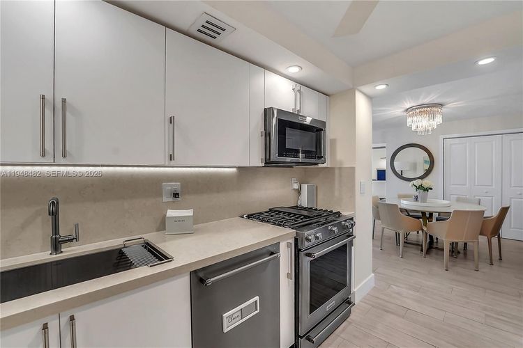 Parker Plaza Estates #410 image #29