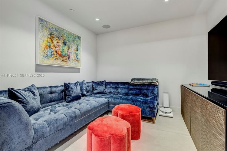 Villa Valencia #604 image #10