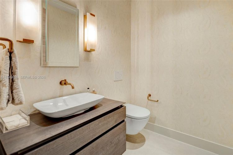 Villa Valencia #604 image #11