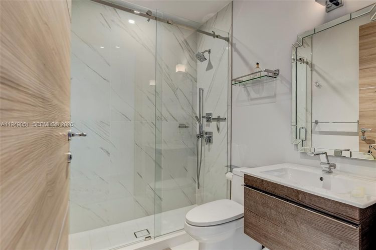 Villa Valencia #604 image #19