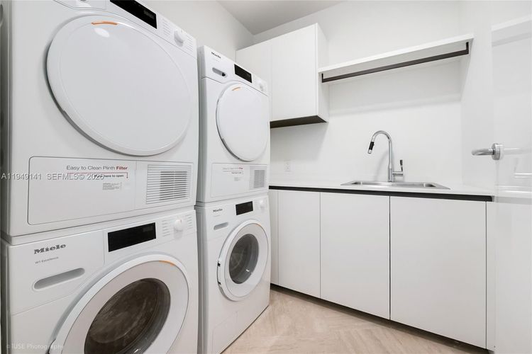 Vita at Grove Isle #S503 image #20