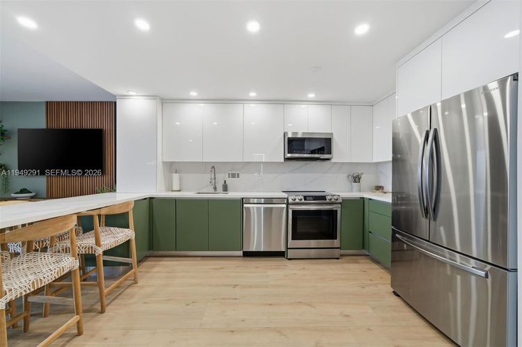 Roney Palace #1429 image #11