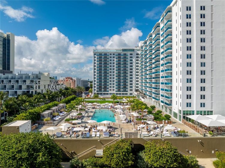 Roney Palace #1429 image #28