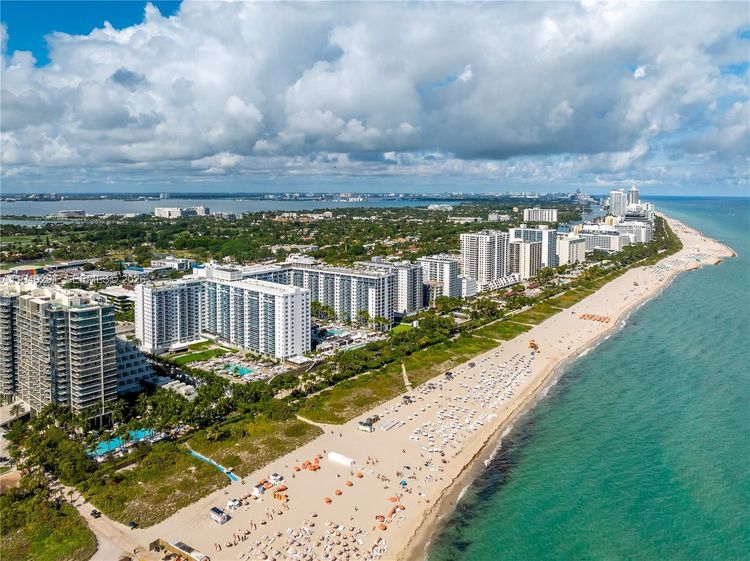 Roney Palace #1429 image #31