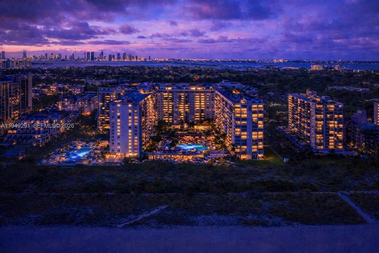 Roney Palace #1429 image #49