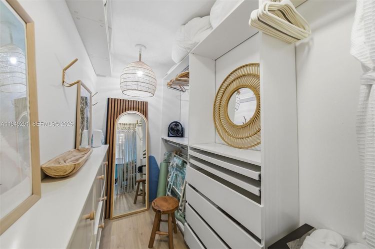 Roney Palace #1429 image #8