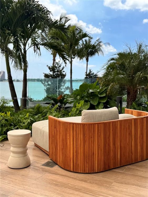 Aria Reserve South Tower #505 image #27