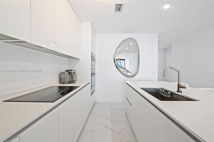 Aria Reserve South Tower #505 image #7