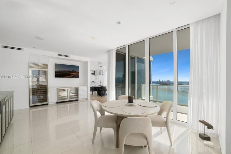 Paramount Bay #PH4302 image #11