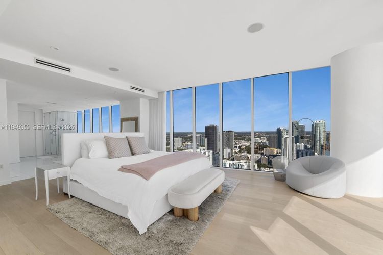 Paramount Bay #PH4302 image #16