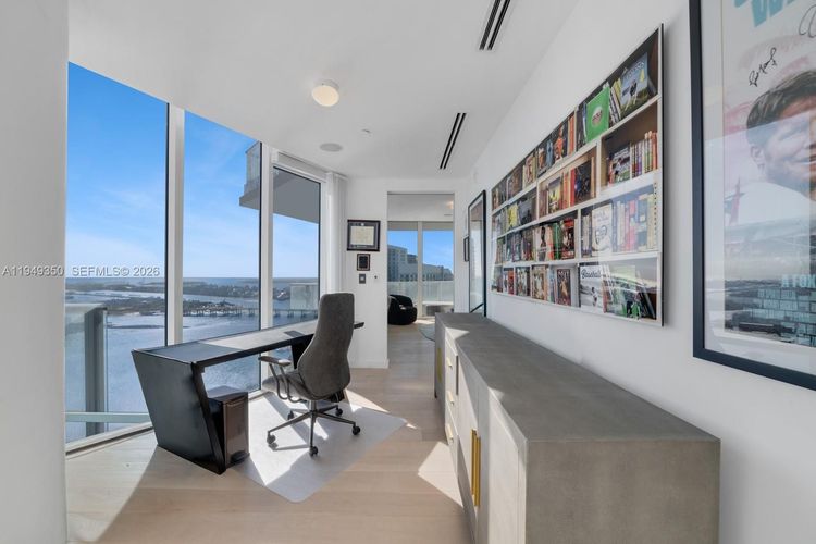 Paramount Bay #PH4302 image #32