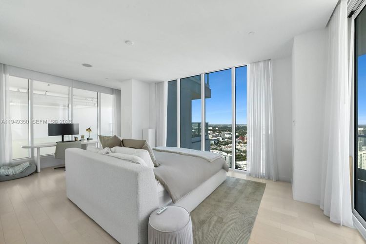 Paramount Bay #PH4302 image #33