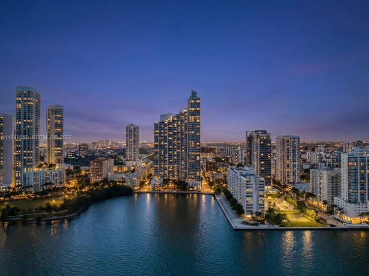 Paramount Bay #PH4302 image #42