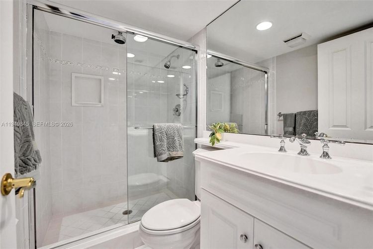 The Shore Club #TH-B image #25