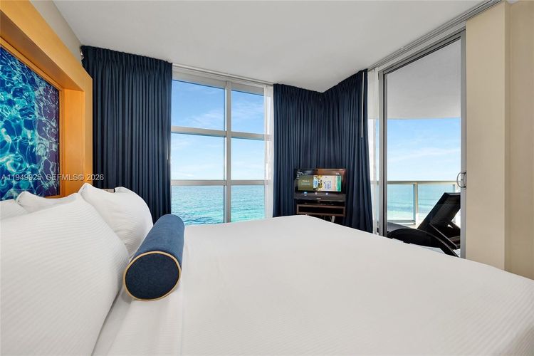 Marenas Resort #1601 image #16