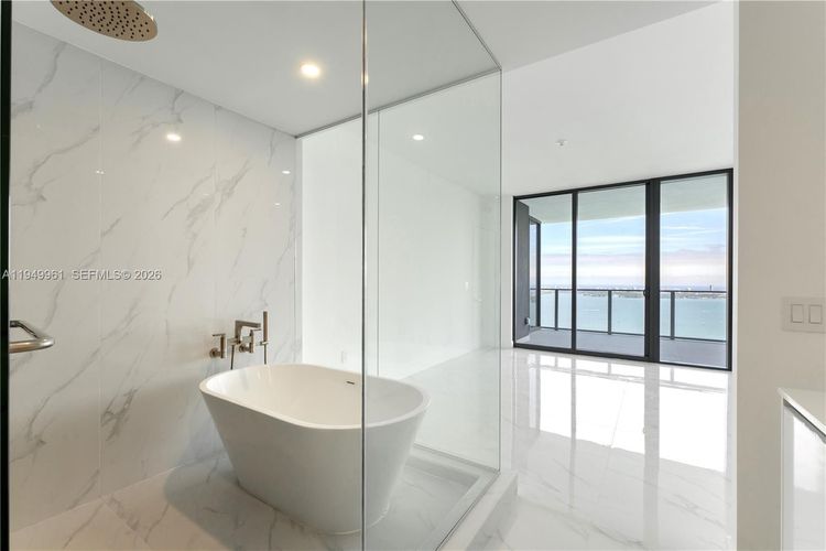 Aria Reserve South Tower #4503 image #11