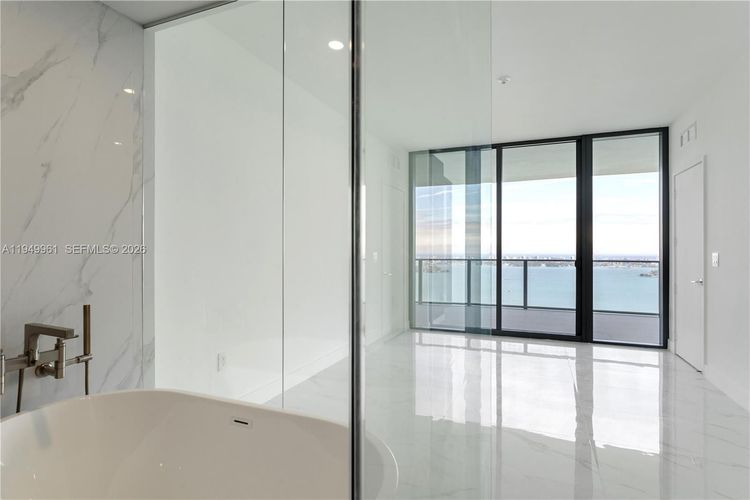 Aria Reserve South Tower #4503 image #12