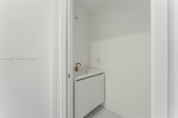 Aria Reserve South Tower #4503 image #18