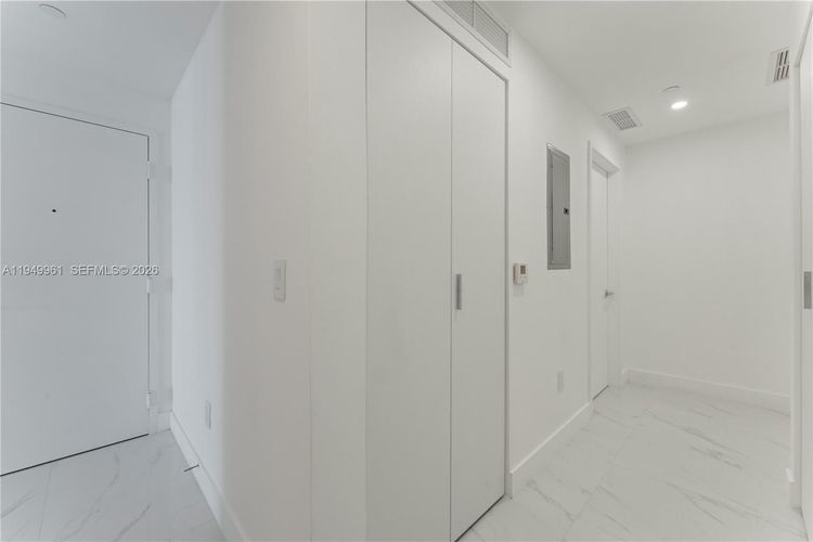 Aria Reserve South Tower #4503 image #20