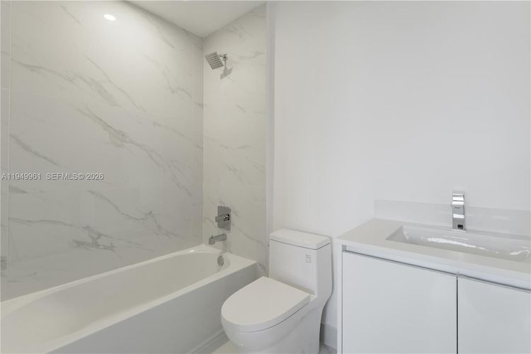 Aria Reserve South Tower #4503 image #23