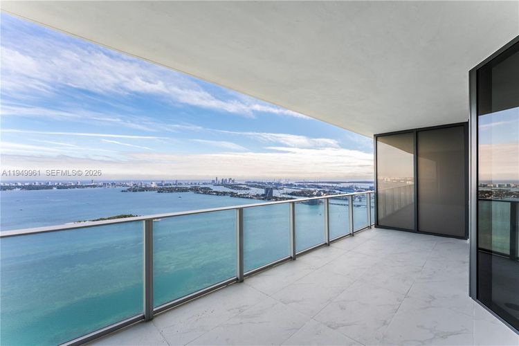 Aria Reserve South Tower #4503 image #29