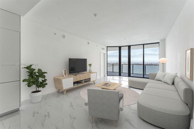 Aria Reserve South Tower #4503 image #8