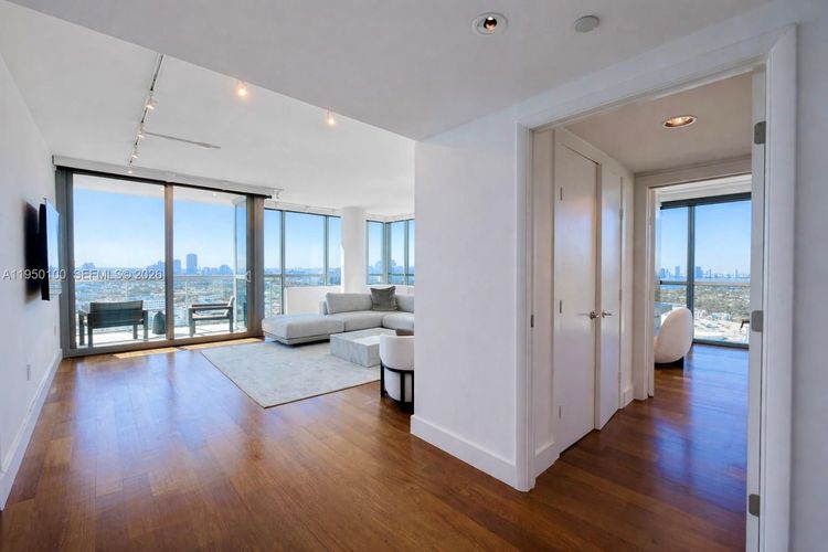 Setai #3501 image #17