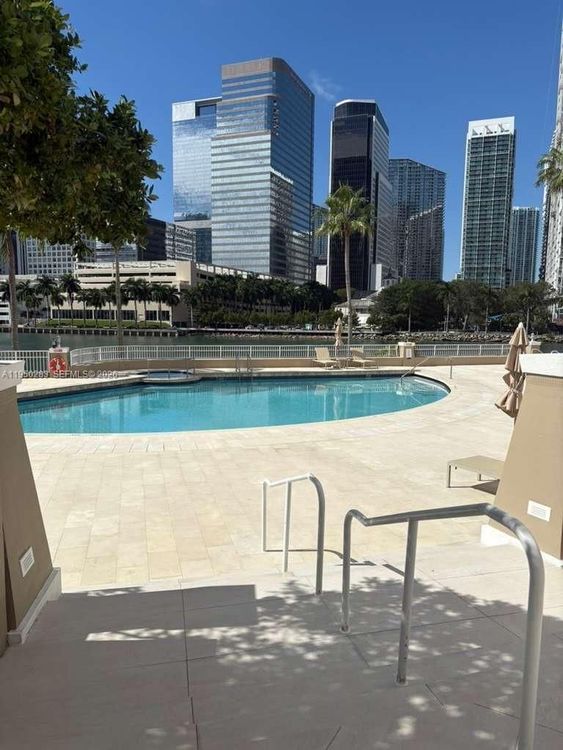 Courvoisier Courts #1105 image #17