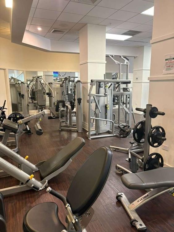 Courvoisier Courts #1105 image #19