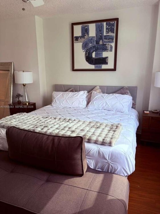 Courvoisier Courts #1105 image #8