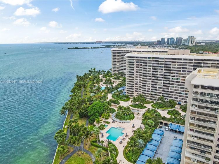 Three Grove Isle Condo #C1407 image #6