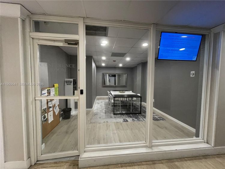 Kennedy House #2L image #16