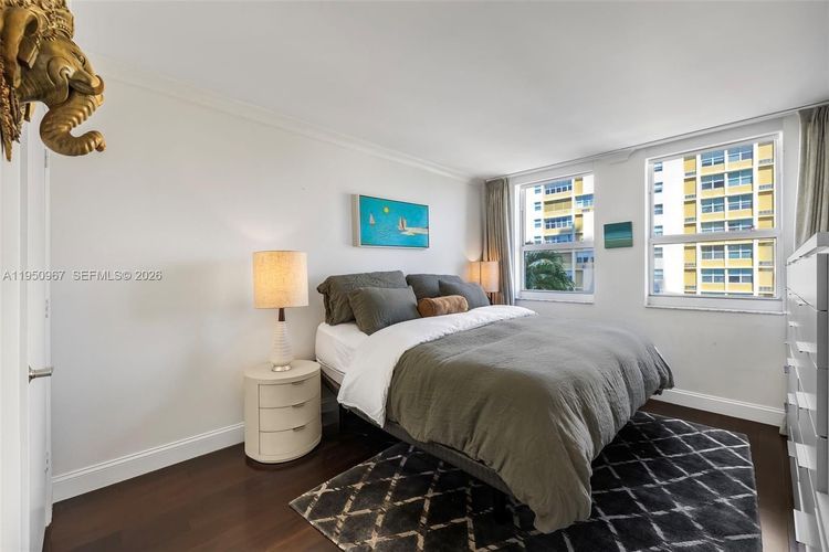 Yacht Club at Portofino #811 image #11