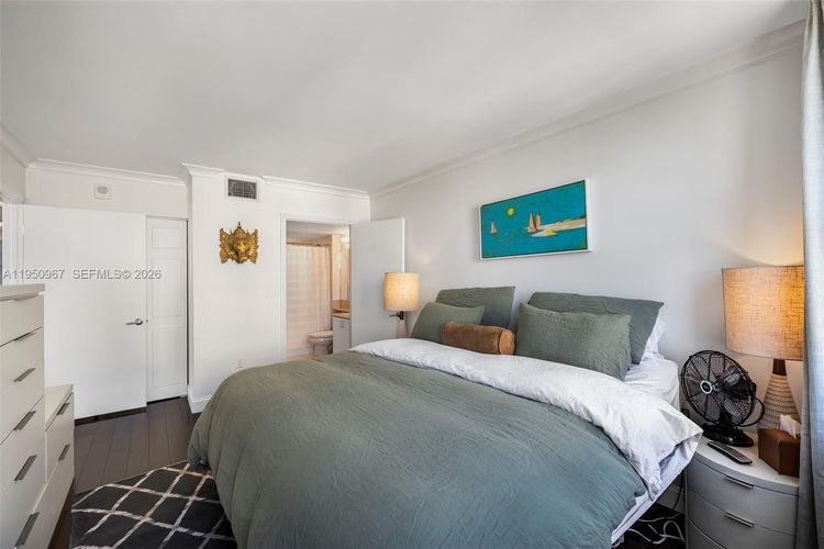 Yacht Club at Portofino #811 image #12