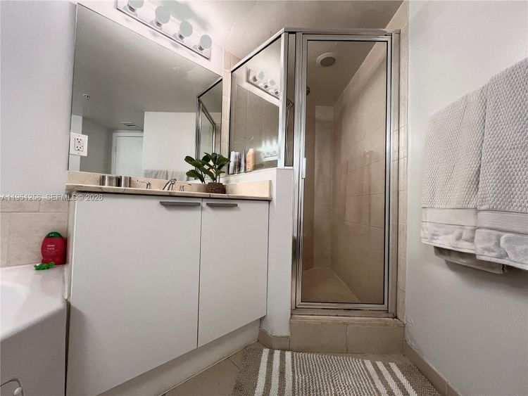 La Perla #2109 image #16