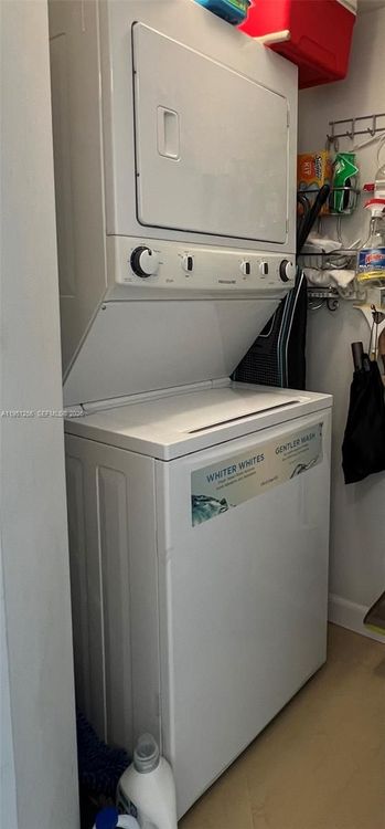 La Perla #2109 image #23