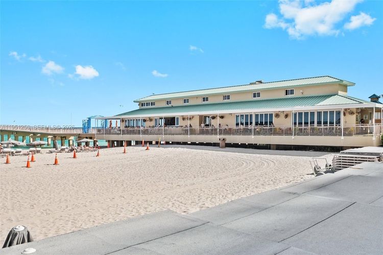 La Perla #2109 image #37