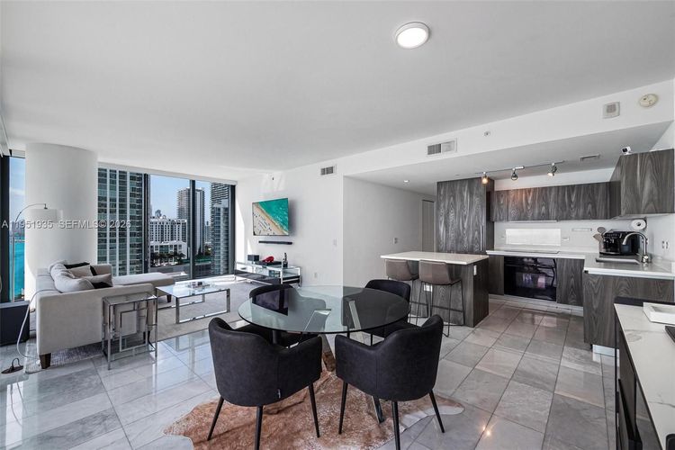 One Paraiso #1701 image #12