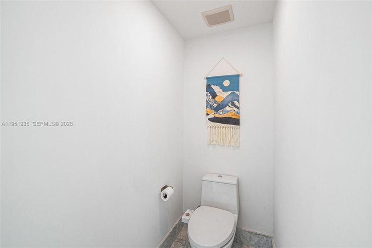 One Paraiso #1701 image #28