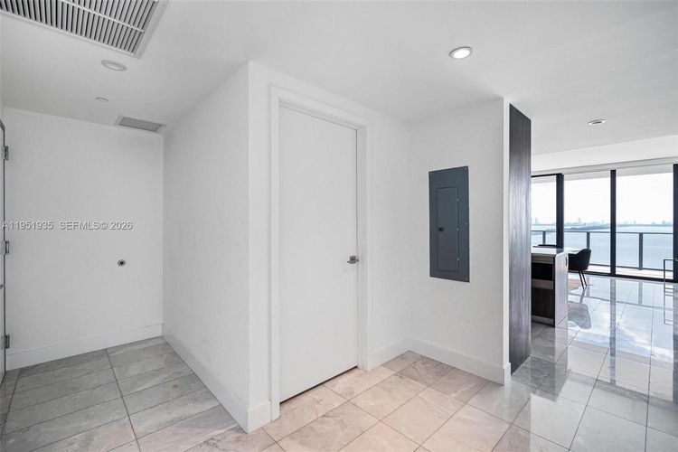 One Paraiso #1701 image #32