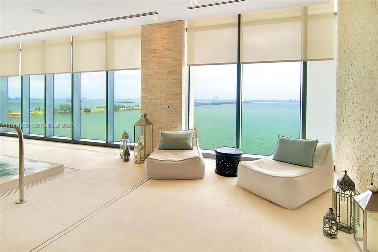 One Paraiso #1701 image #38