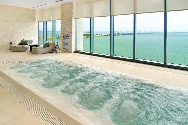 One Paraiso #1701 image #39