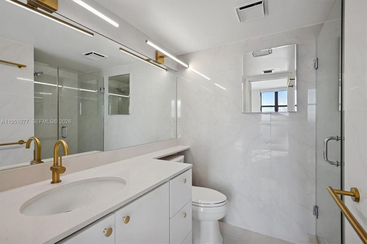 Towers of Quayside Condo #4 #1704 image #15