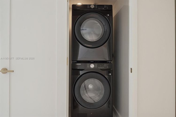 Towers of Quayside Condo #4 #1704 image #21