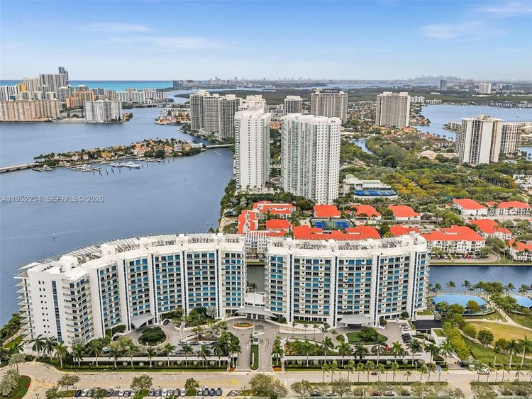 Echo Aventura #718 image #79