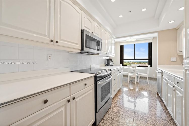 Key Colony II Ocean Sound #806 image #9