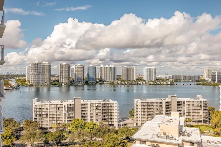 Winston Towers #2018 image #18